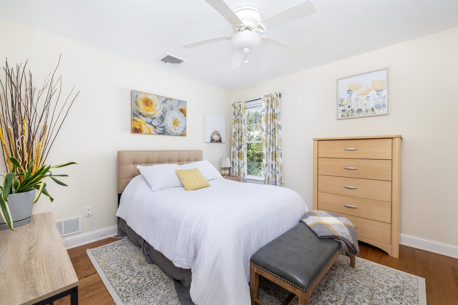 7 Hill Top Road Photo 24