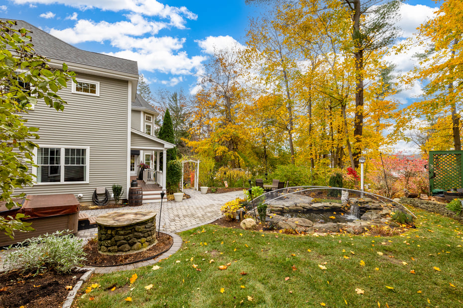 7 Hill Top Road Photo 30