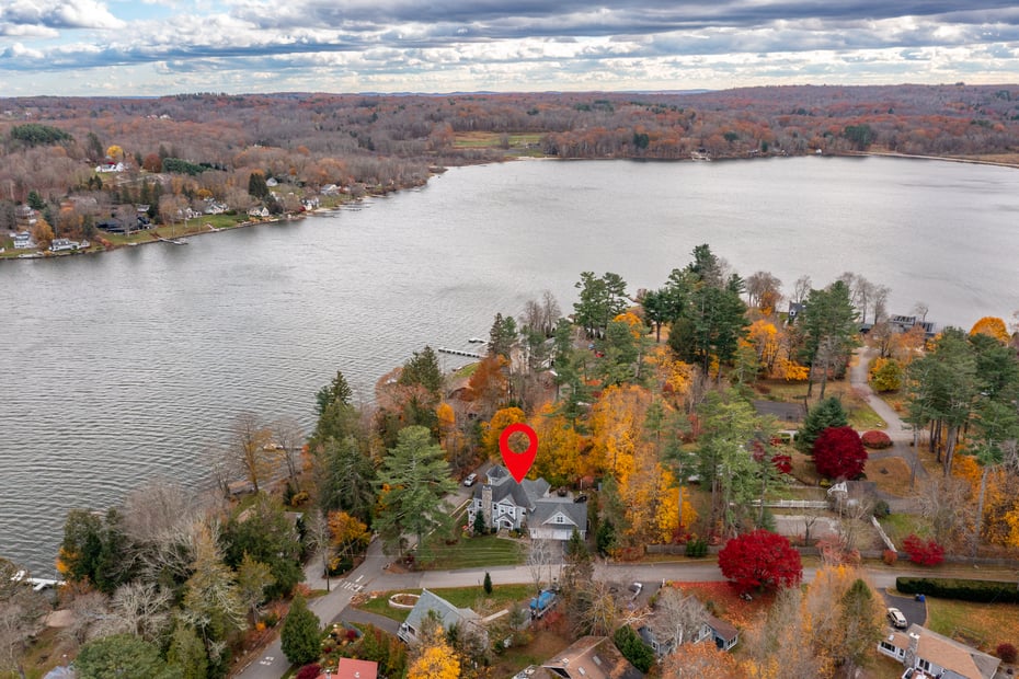 7 Hill Top Road Photo 32