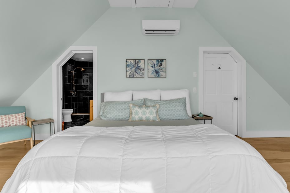 49 Circle Beach Road Photo 7