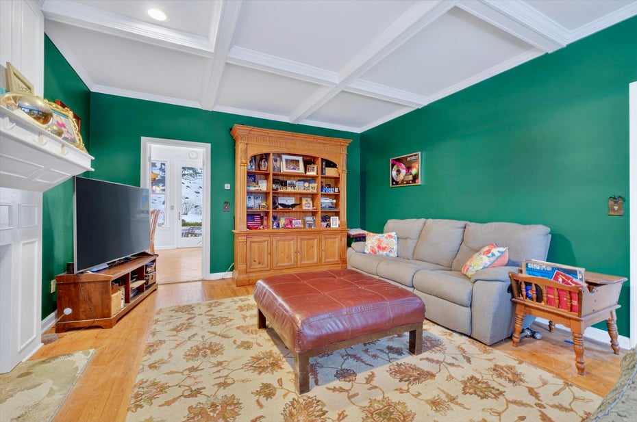 123a Peaceable Street Photo 10