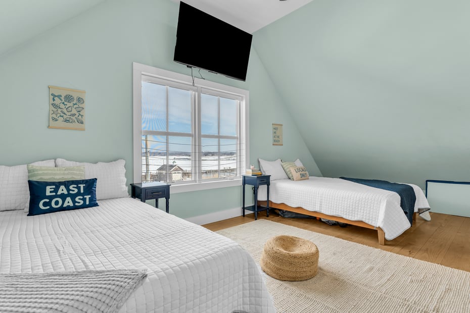 49 Circle Beach Road Photo 10