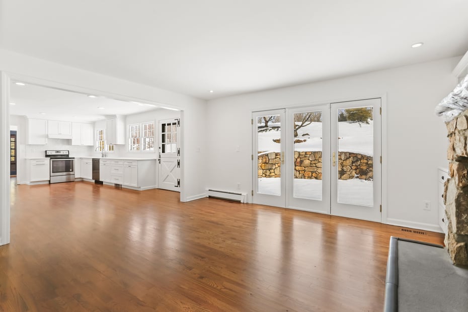 11 Partrick Lane Photo 7