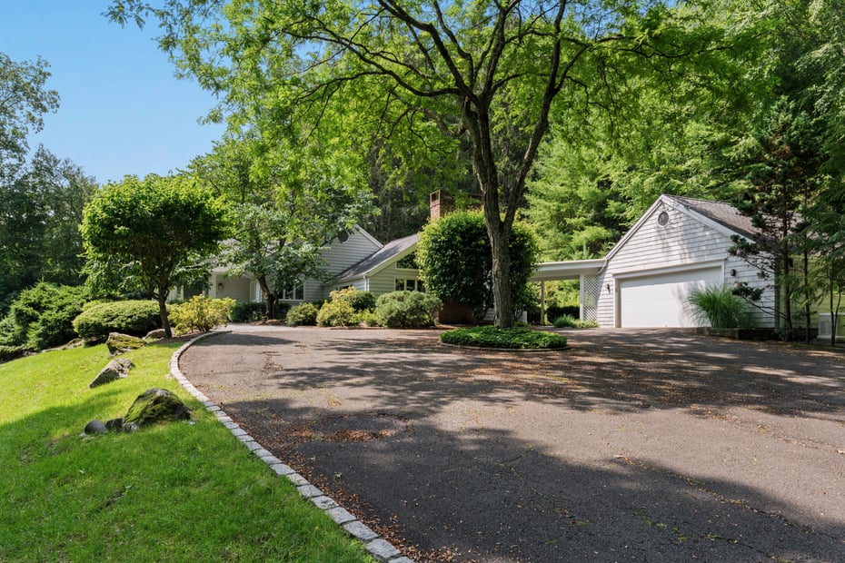 117 Tobys Lane Photo 4