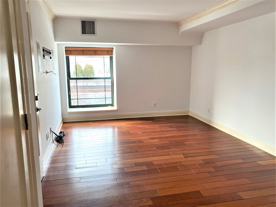 1 S Astor Street  #401 Photo 9