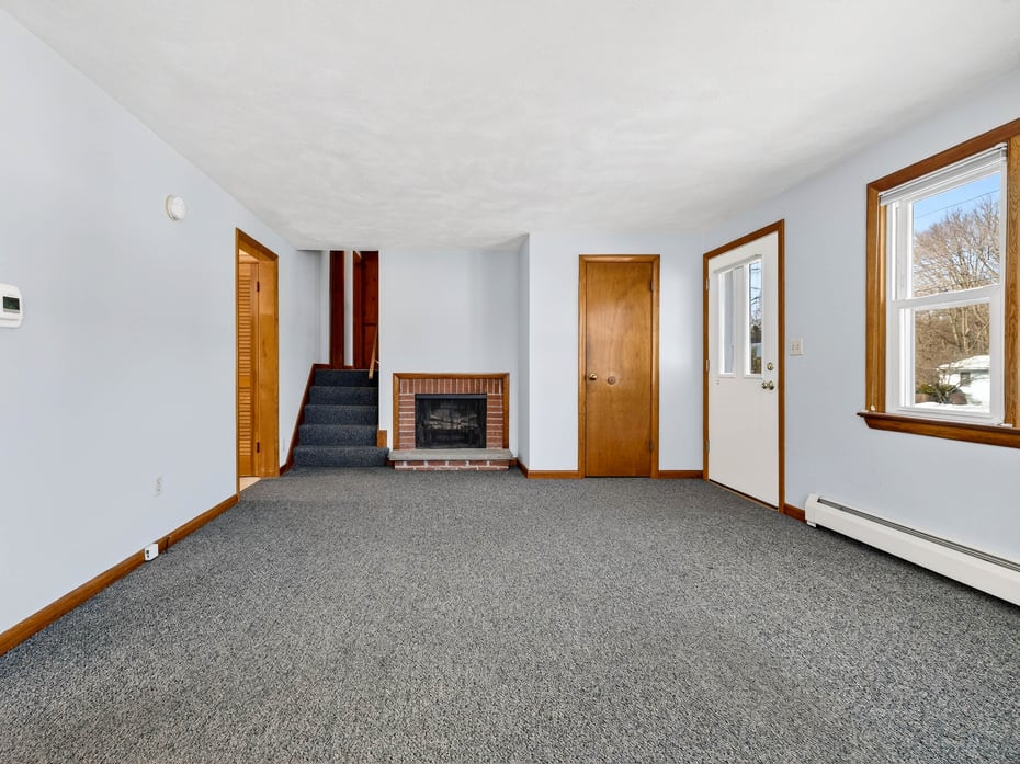 42 Roseleah Drive Photo 7