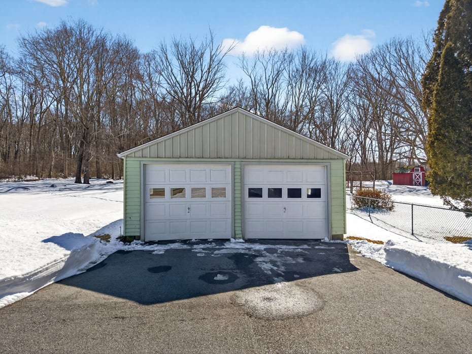 42 Roseleah Drive Photo 33