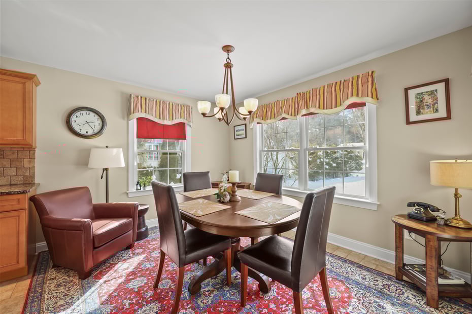 106 Nancy Ave Photo 10