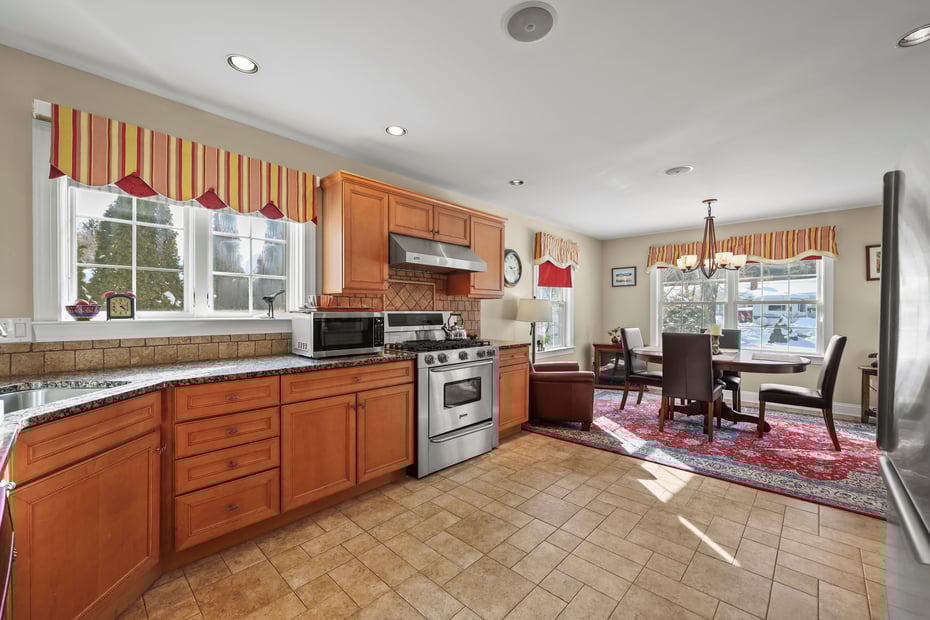 106 Nancy Ave Photo 14