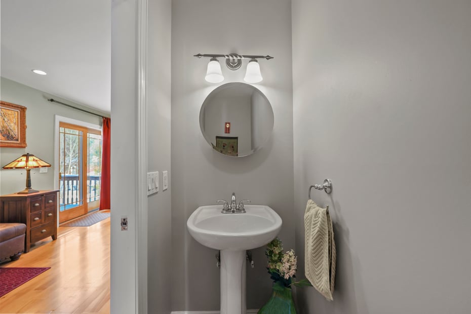 106 Nancy Ave Photo 20