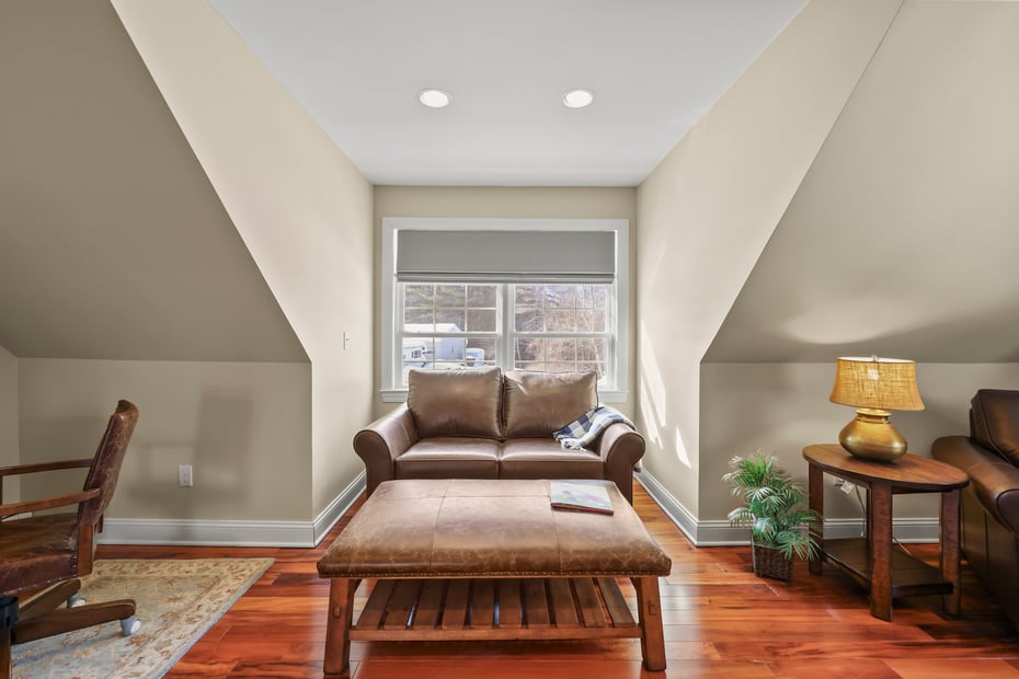 106 Nancy Ave Photo 26