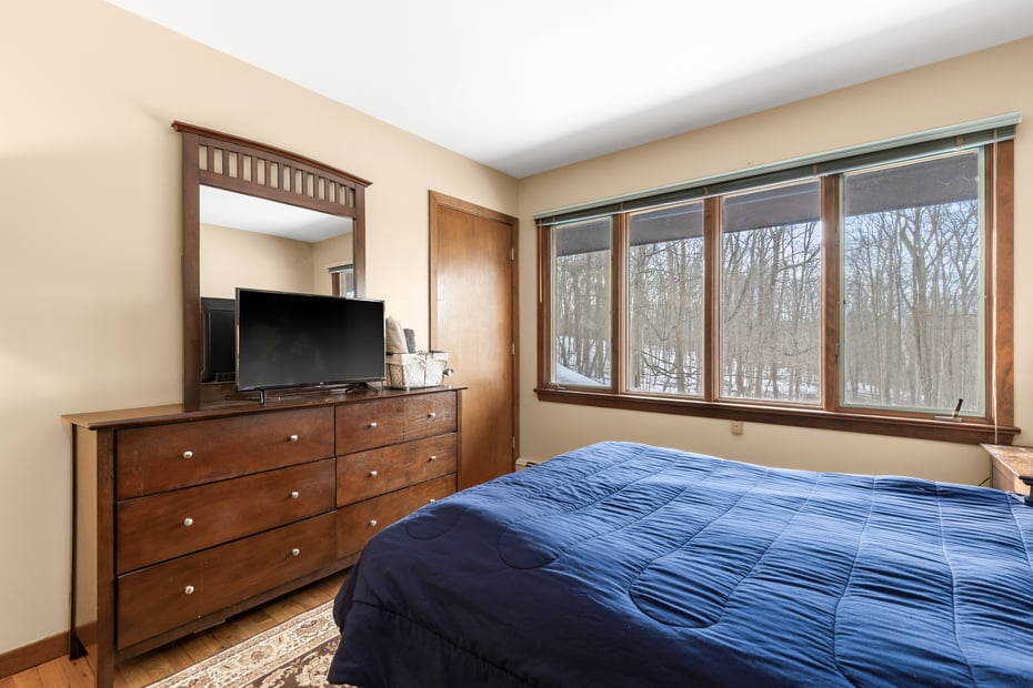 111 Philipse Brook Road Photo 11