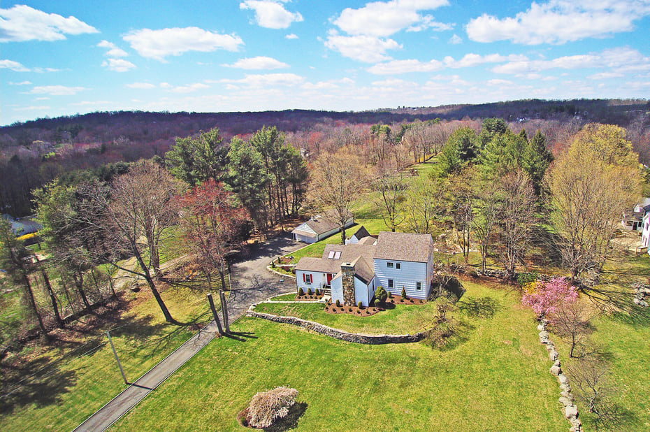 773 Ridgebury Road Photo 1