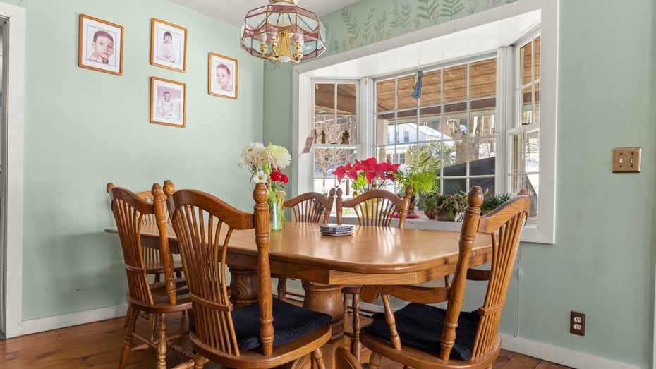 93 South Main Rd Photo 10