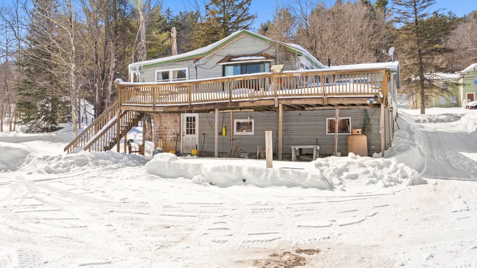 93 South Main Rd Photo 24