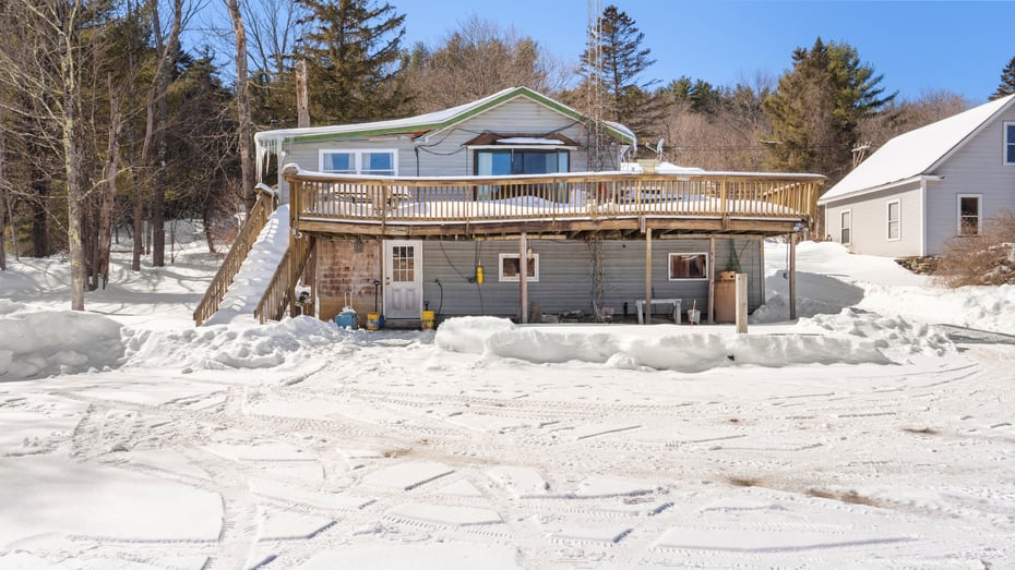 93 South Main Rd Photo 25