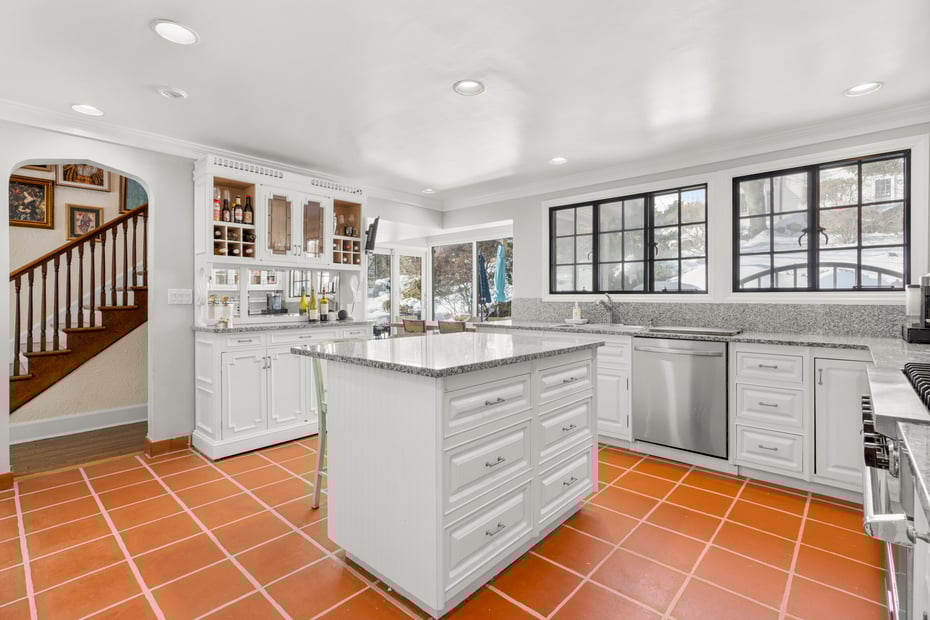 103 Aviemore Drive Photo 16