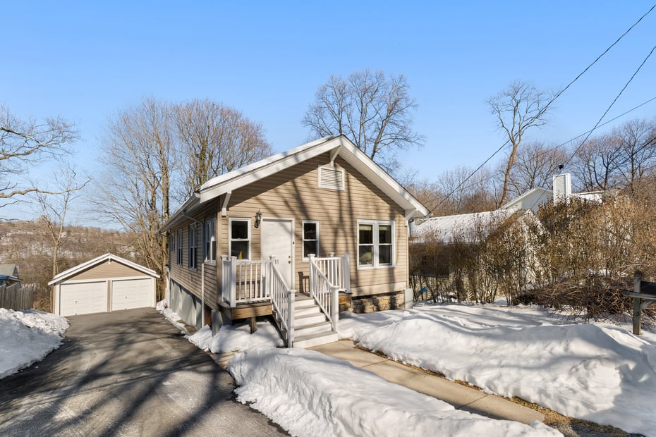 61 High Street Photo 1