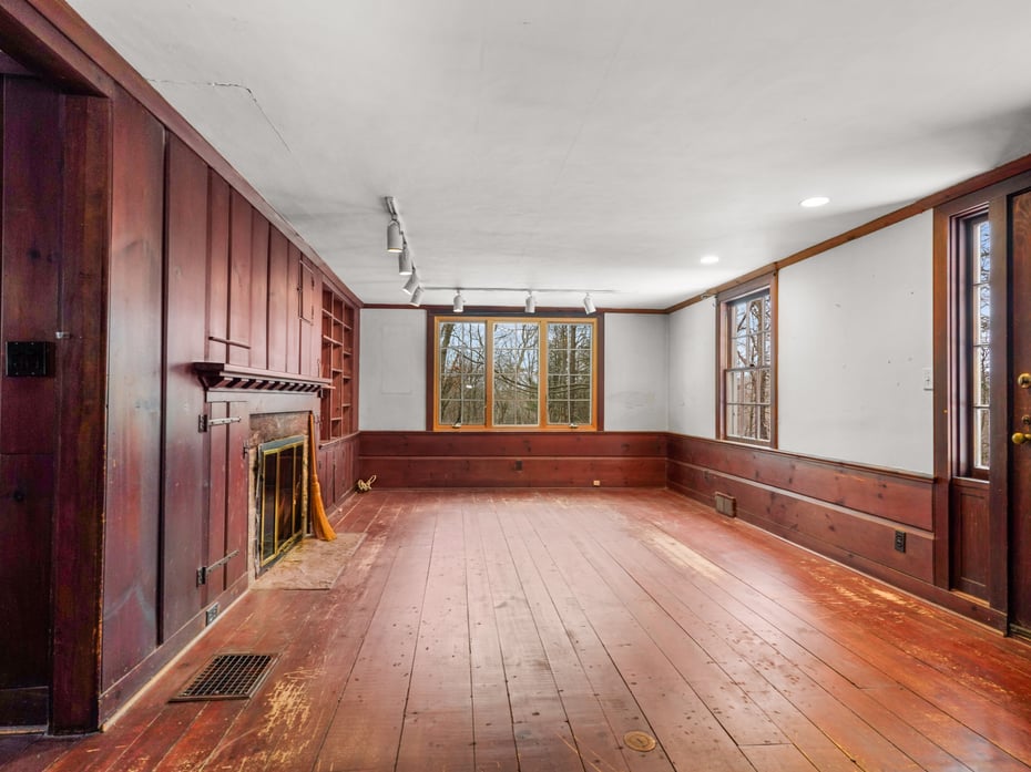 21 Old Highway Photo 8