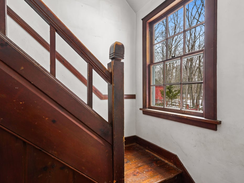 21 Old Highway Photo 16