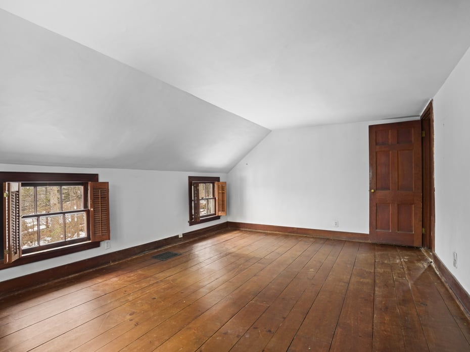 21 Old Highway Photo 21