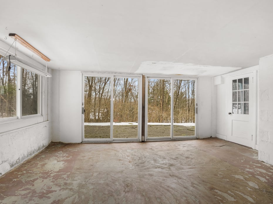 21 Old Highway Photo 30