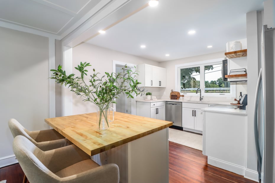 27 Obtuse Road South Photo 1