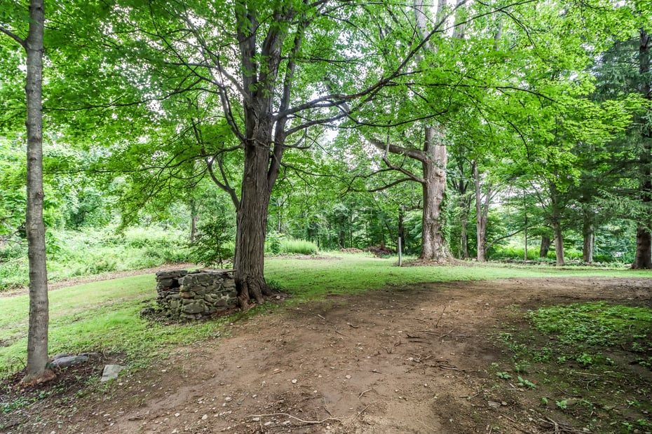 27 Obtuse Road South Photo 23