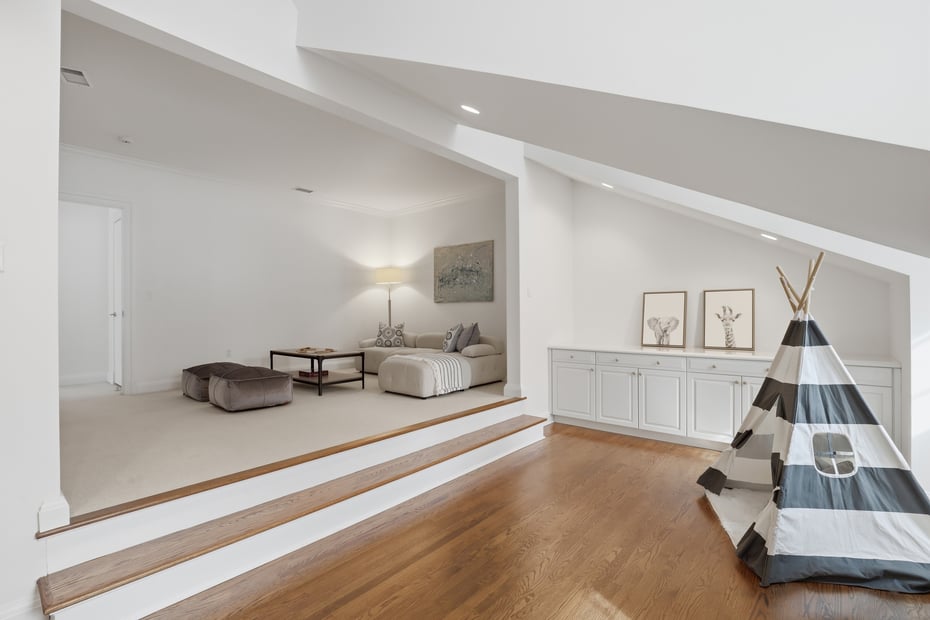 10 Shadow Tree Lane Photo 25