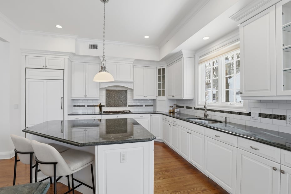 10 Shadow Tree Lane Photo 12