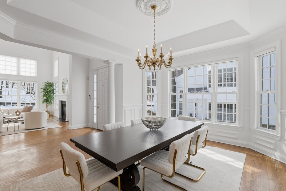 10 Shadow Tree Lane Photo 5