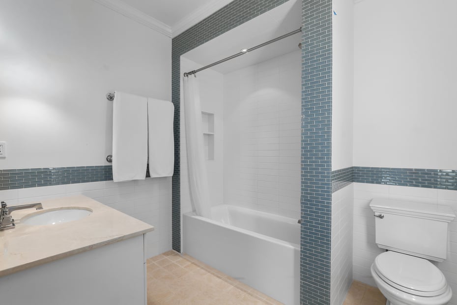 1 Laurelwood Court Photo 30