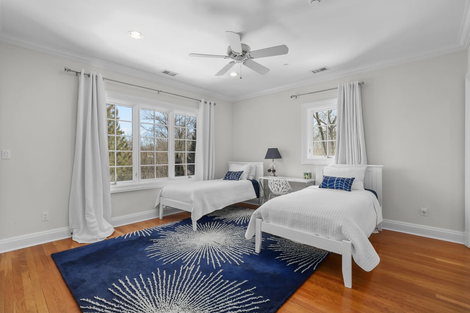 1 Laurelwood Court Photo 33