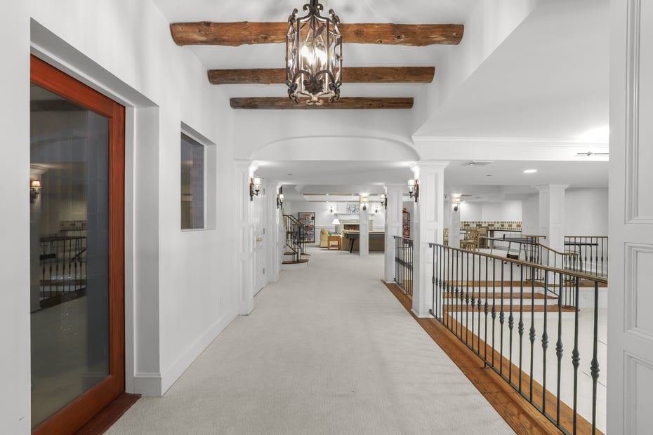 1 Laurelwood Court Photo 36