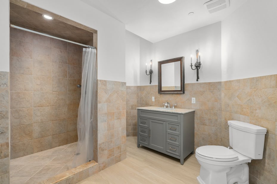 1 Laurelwood Court Photo 43