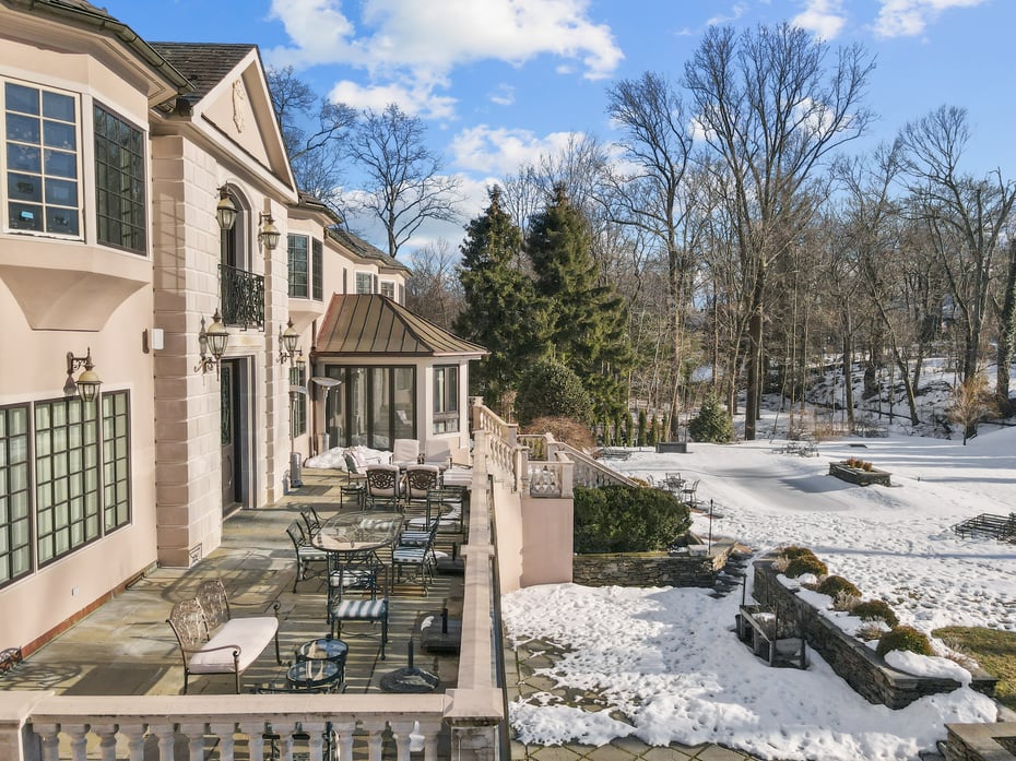 1 Laurelwood Court Photo 46