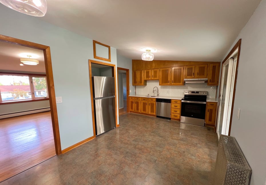 14 Pennywise Lane Photo 5