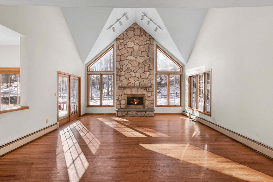 50 Evergreen Row Photo 4