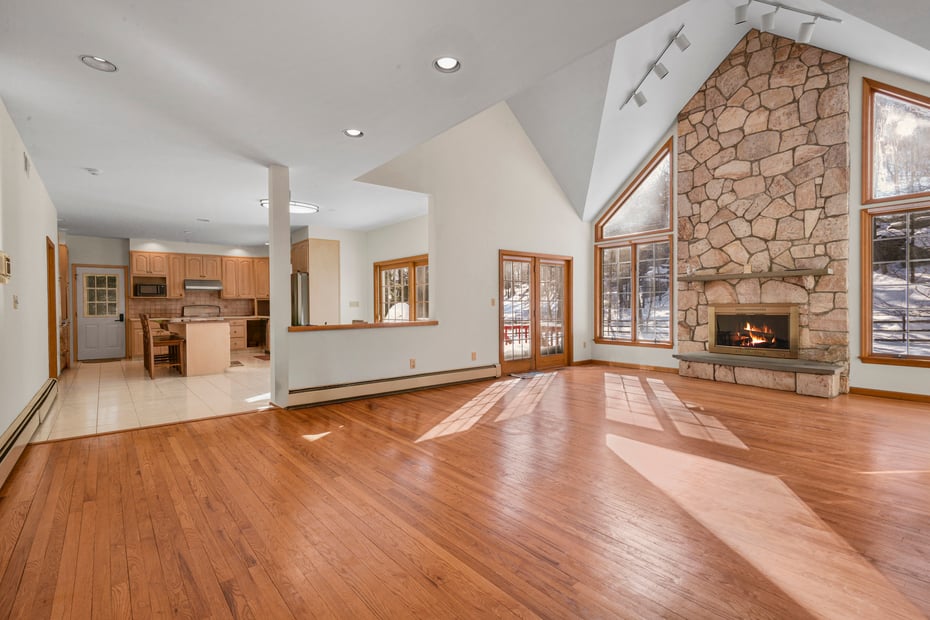 50 Evergreen Row Photo 5