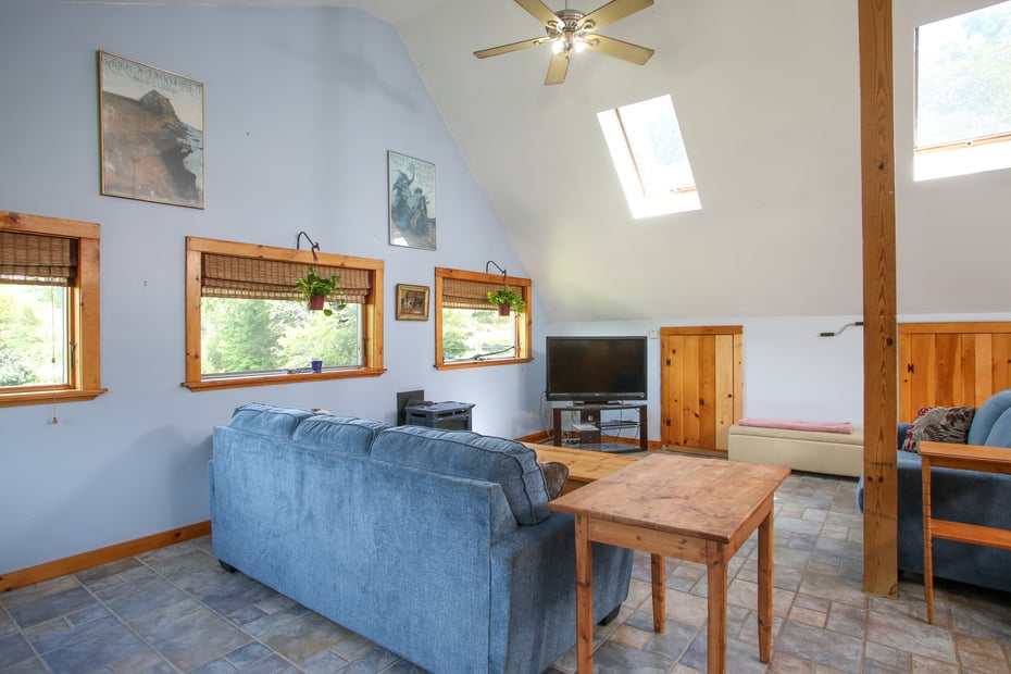 14 South Rd Photo 10