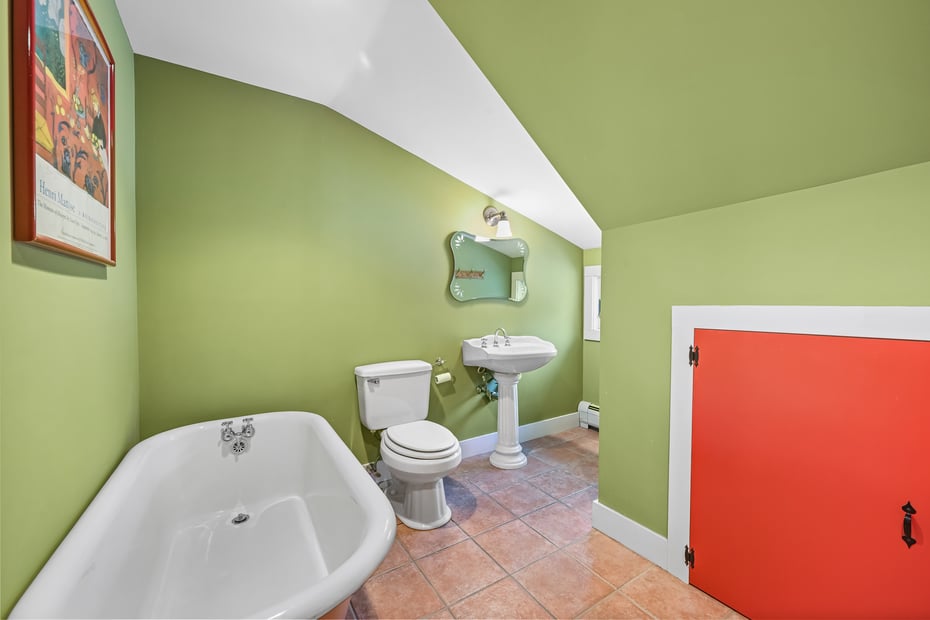 32 Catalpa Road Photo 27