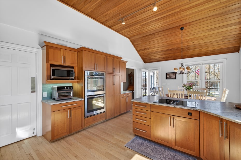 5 Riverhead Lane Photo 3