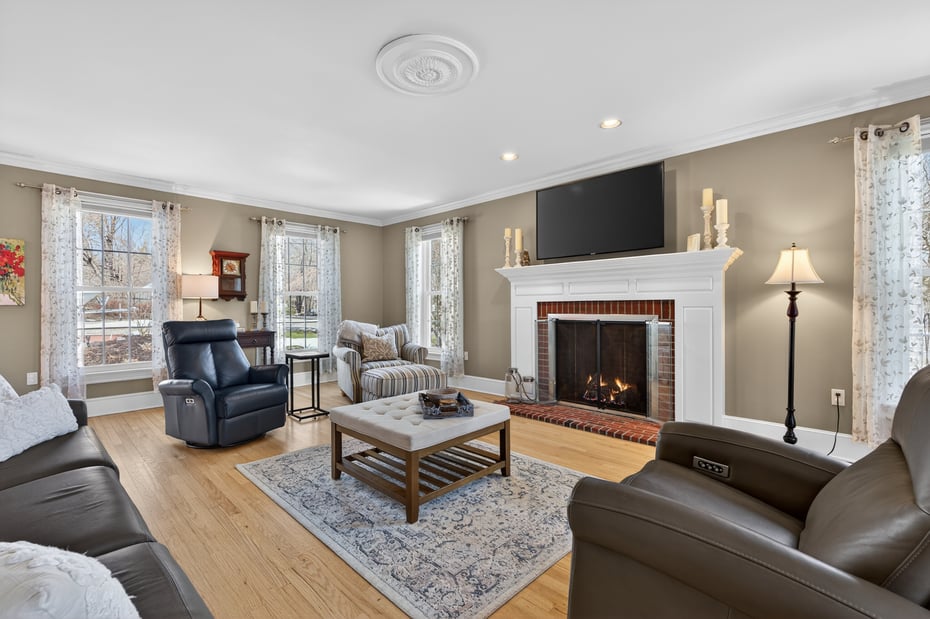 5 Riverhead Lane Photo 10