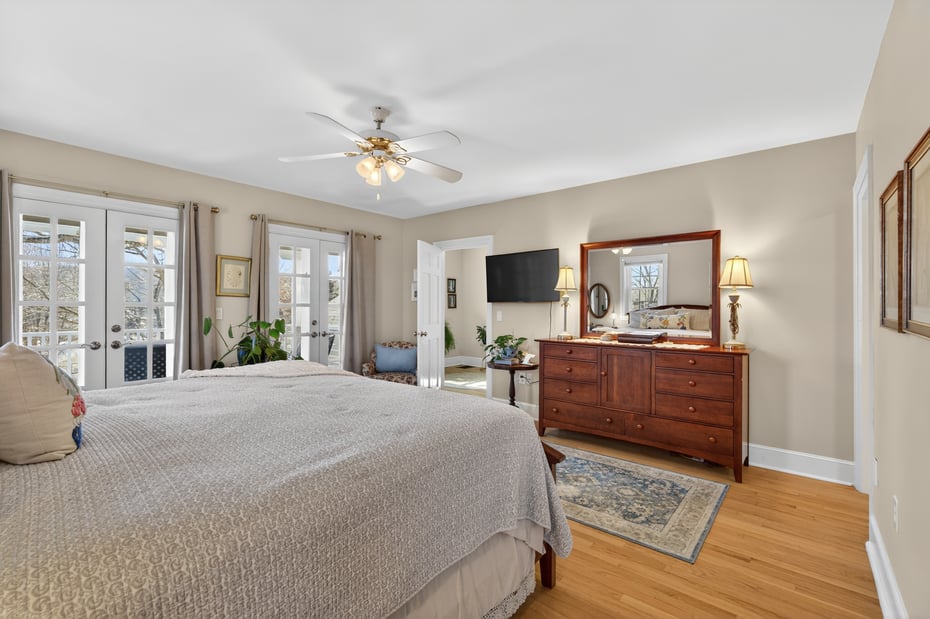 5 Riverhead Lane Photo 25