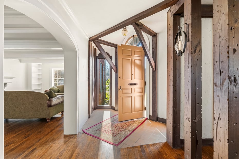 55 Dover Road Photo 3