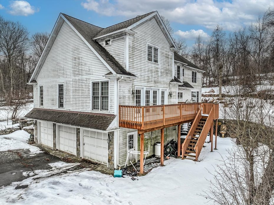 80 Maple Road Photo 4