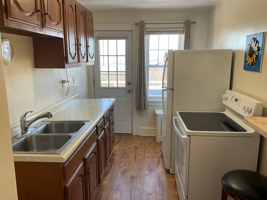 405 Mohegan Avenue Parkway Photo 2