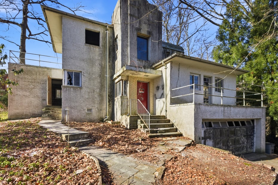 150 Burkewood Road Photo 3