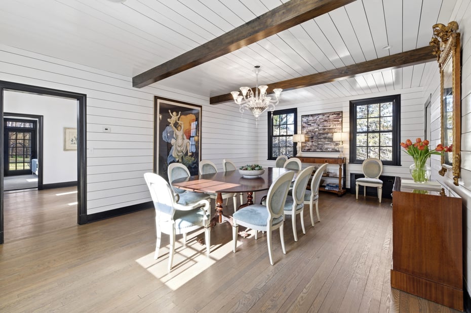 314 Mclain Street Photo 11