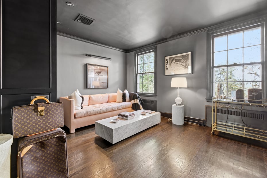 314 Mclain Street Photo 16